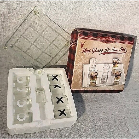 Limited Edition Tic Tac Toe Shot Glass Set Adult Game Barware Set 2 Player / Box - Picture 5 of 10